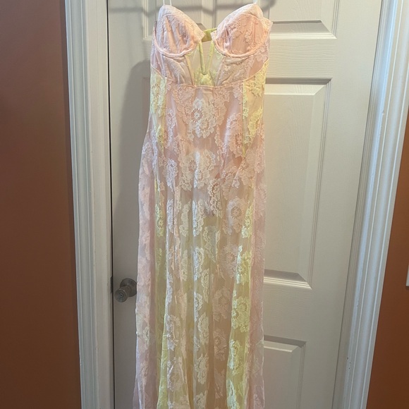 For Love and Lemons Blossom Maxi Dress NWT Size Medium - Picture 5 of 7
